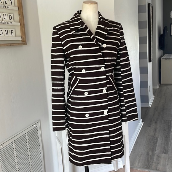 Isaac Mizrahi Jackets & Blazers - Isaac Mizrahi 90s Double Breasted Coat Size Small Brown White Stripes Long